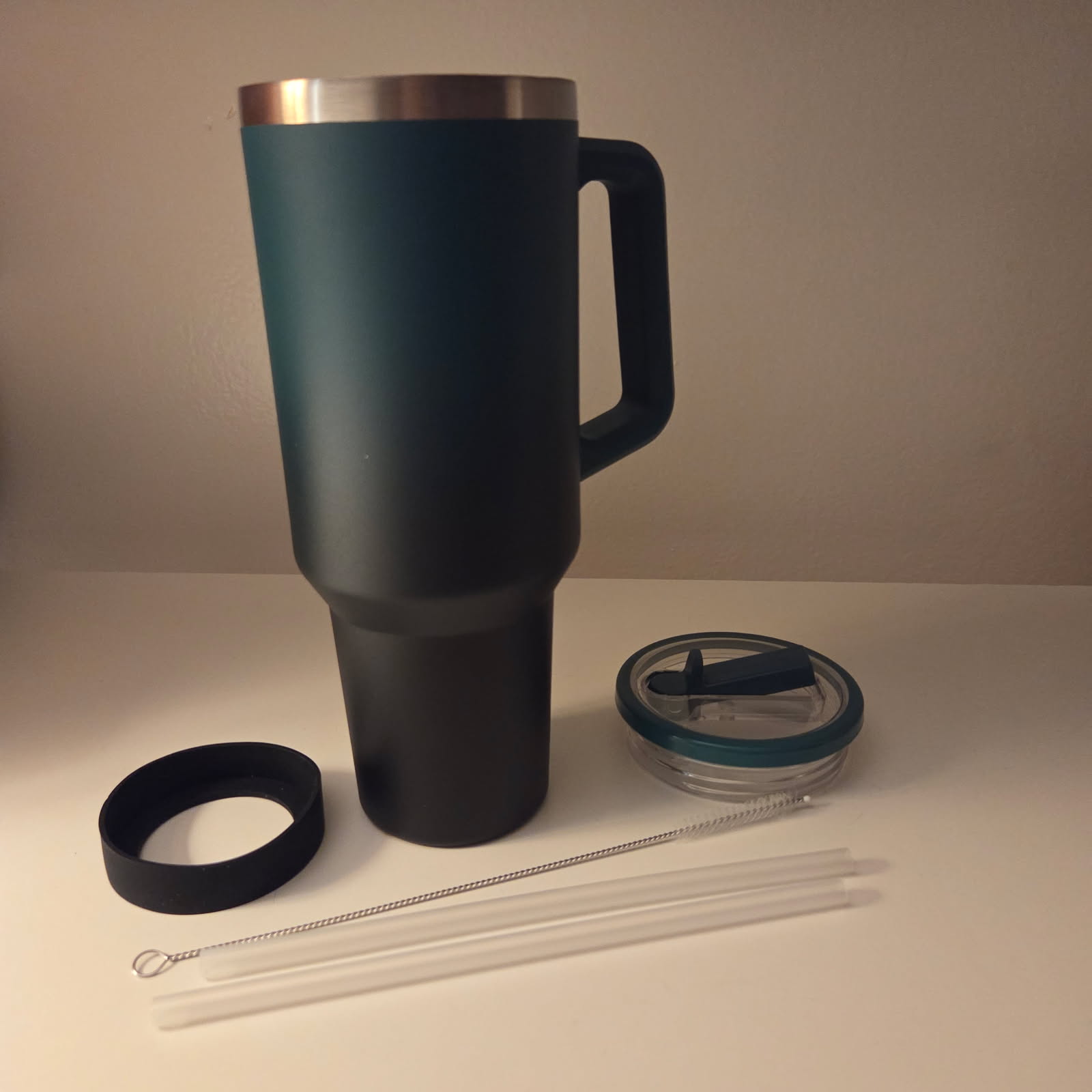 ICIOI 40 oz Leak-Proof Travel Tumbler with Handle & Flip Straw